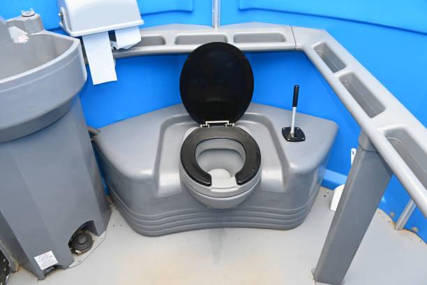 Best Porta potty rental near me  in Port Edwards, WI